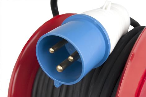 Удлинитель силовой QUATTRO ELEMENTI УПС32-220 - 30 м, провод КГ 3х4,0 мм2, 1 сил. роз. 32А 220В, катушка металл (481-012)